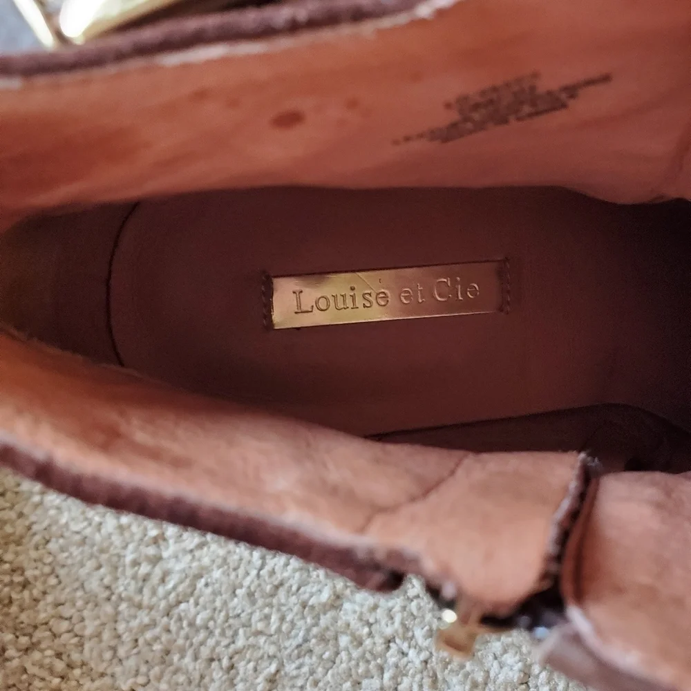Louise Et Cie Womens Booties. Brown leather and suede. Size 9
